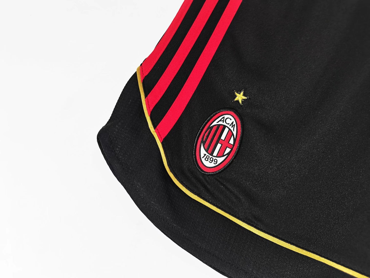 2006/07 AC Milan Home Shorts 0C