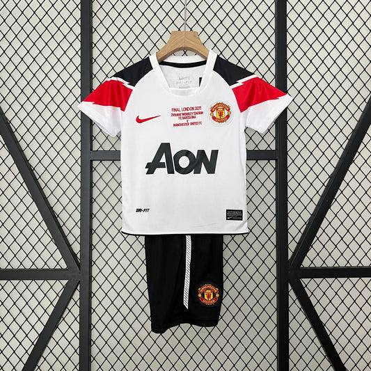 2010/11 Manchester United Away Retro Kids Kit