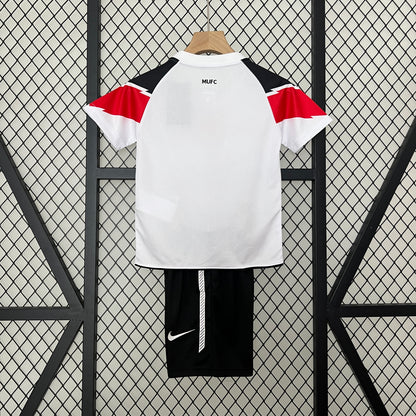 2010/11 Manchester United Away Retro Kids Kit