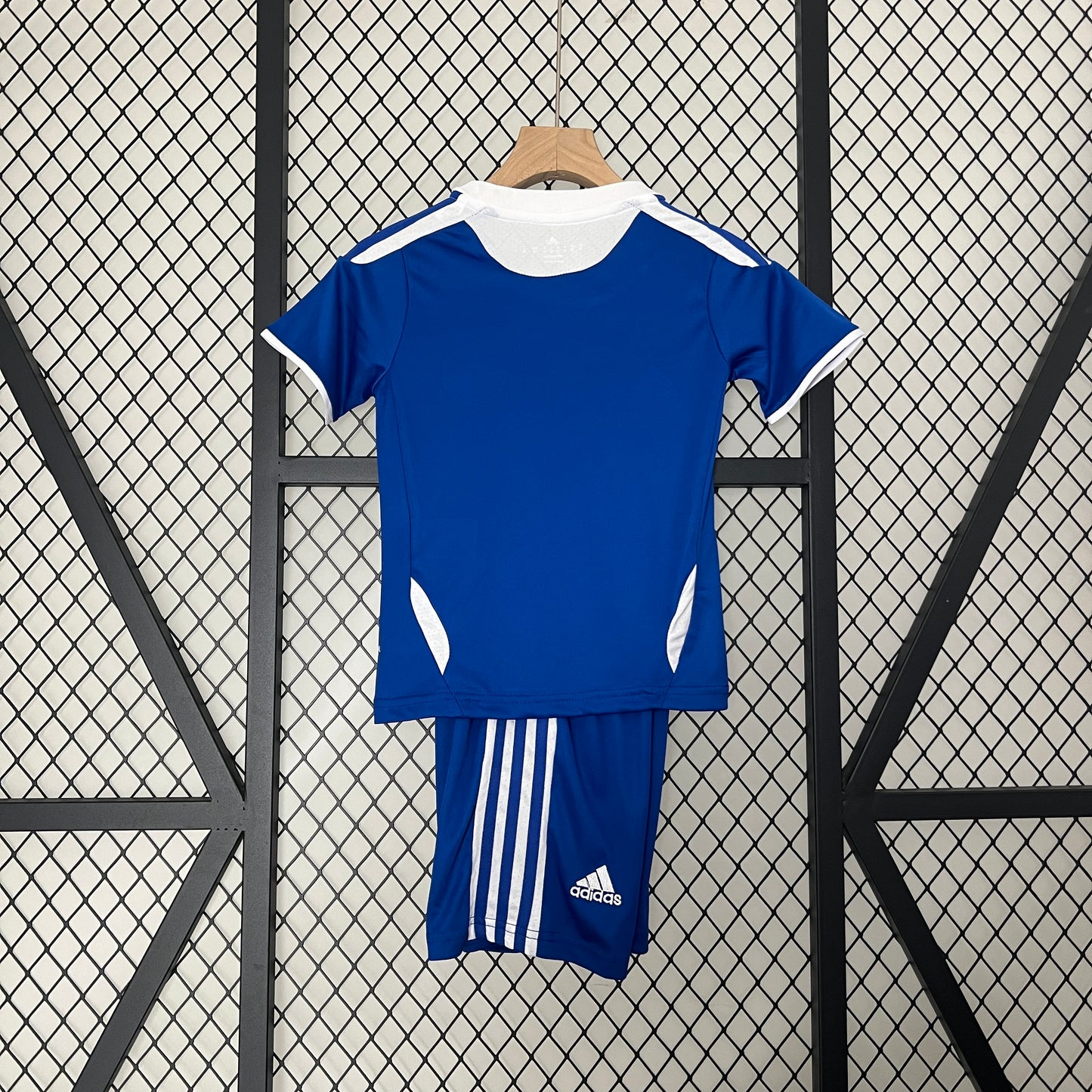 2011/12 Chelsea Home Retro Kids Kit