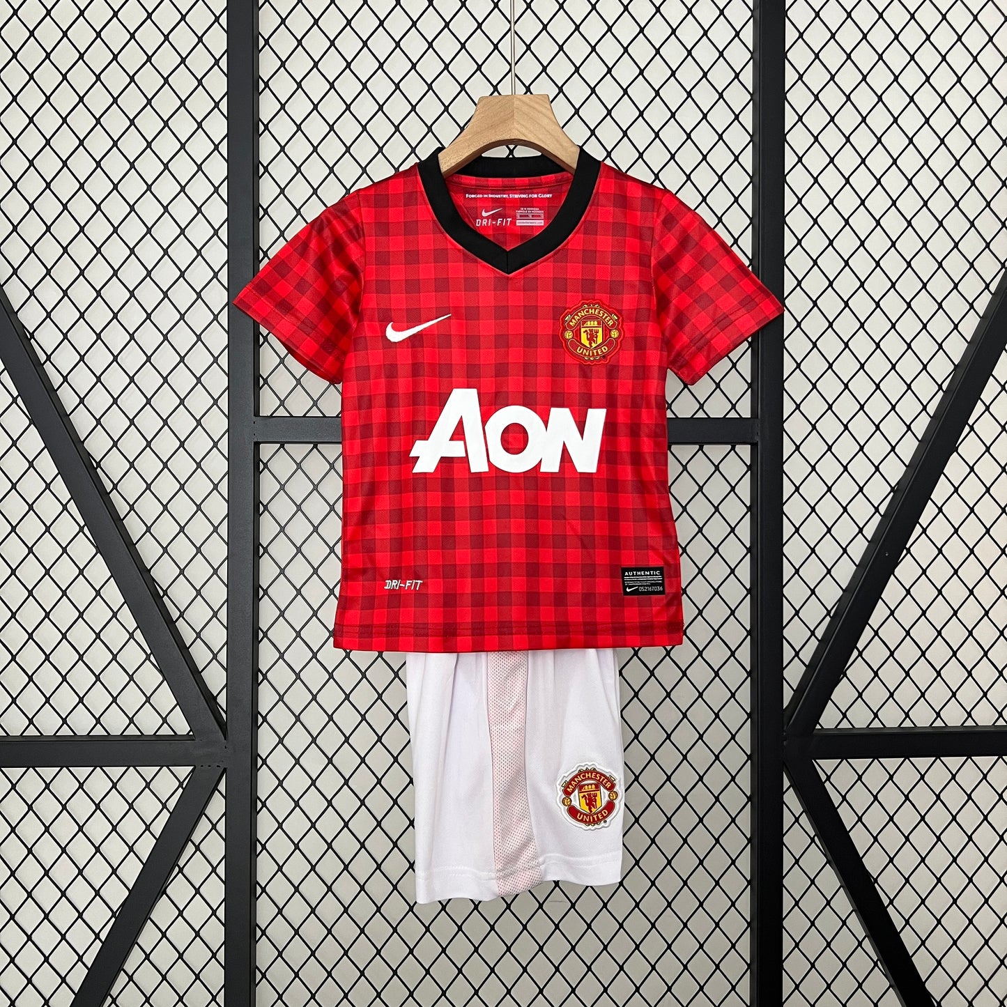 2012/13 Manchester United Home Retro Kids Kit