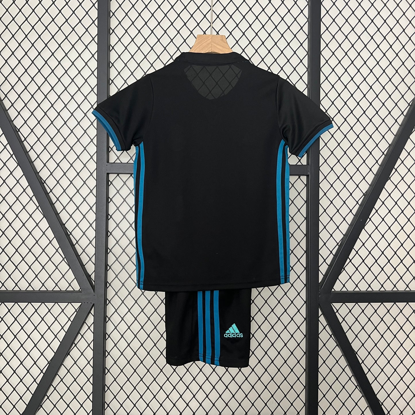 2017/18 Real Madrid Away Black Kids Kit