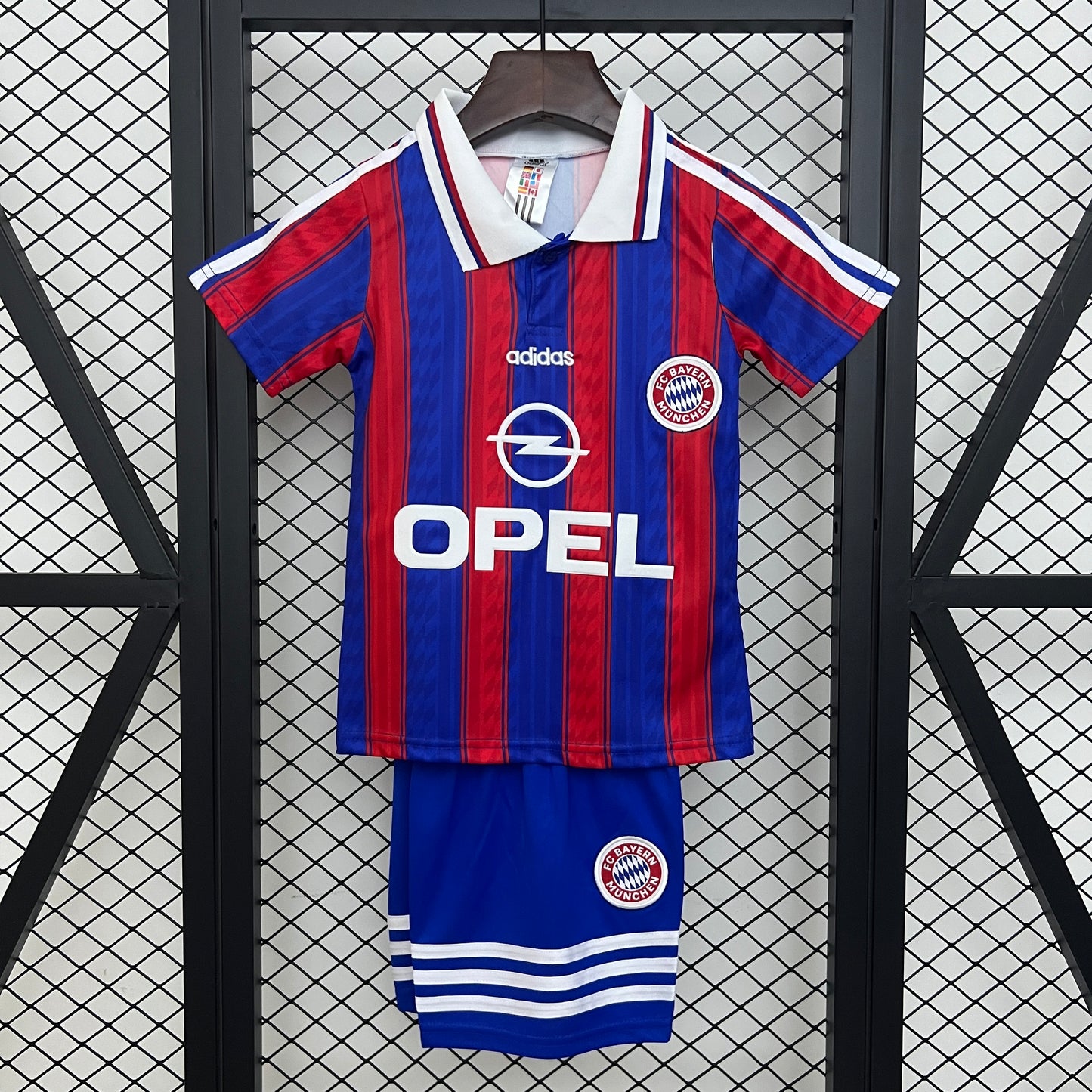1995/97 Bayern Munich Home Retro Kids Kit
