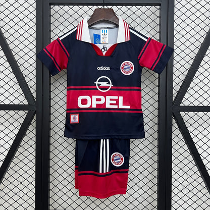 1997/99 Bayern Munich Home Retro Kids Kit