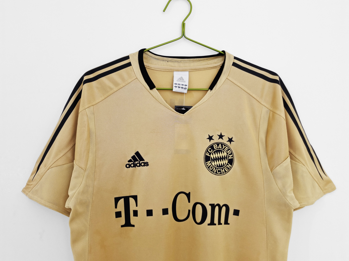 2004/05 Bayern Away Retro 8A