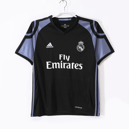 2016/17 Real Madrid Away 5A