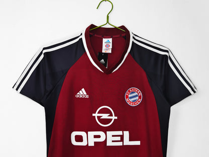 2001/02 Bayern Home Retro 8A