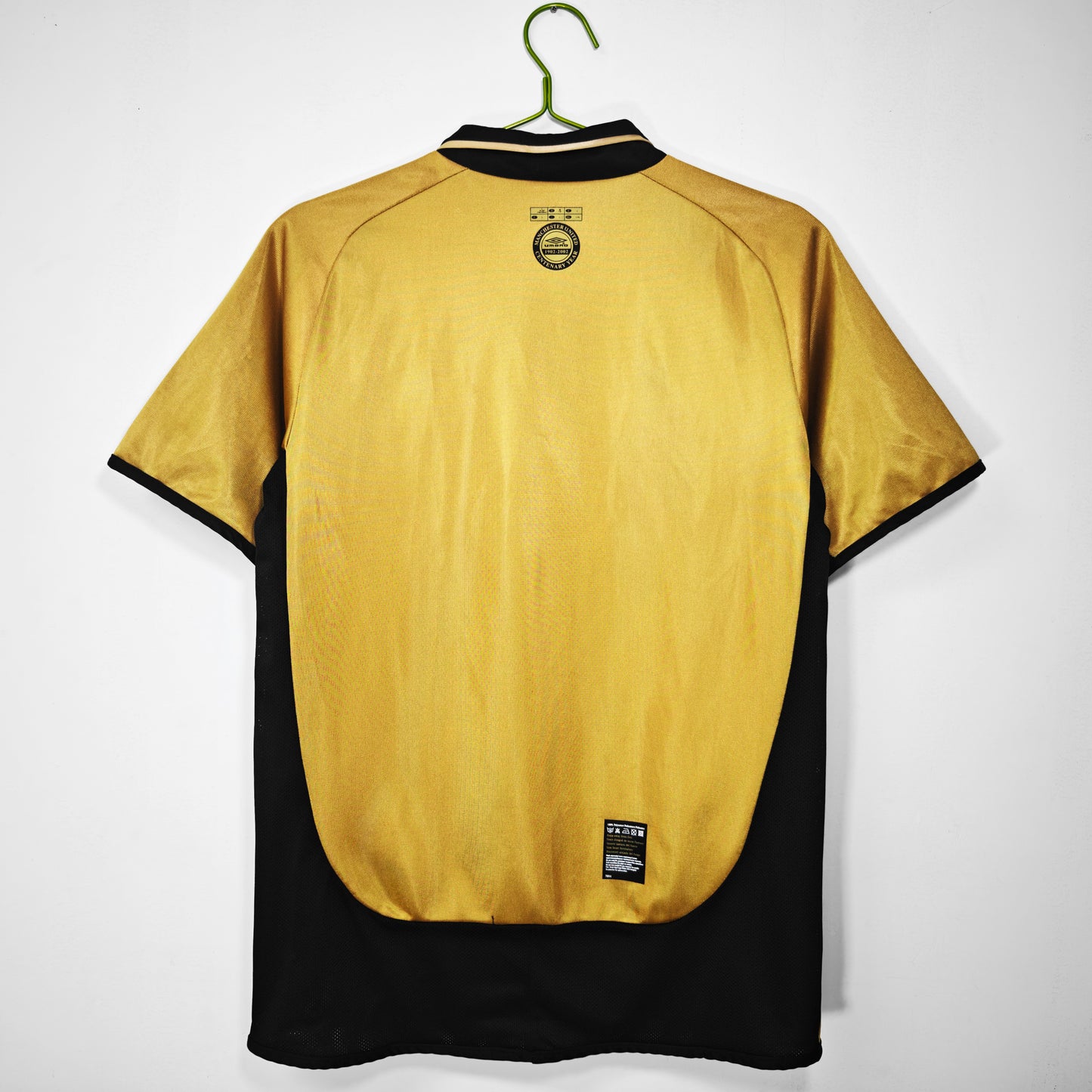 2001/02 Manchester United Centenary Retro 7B