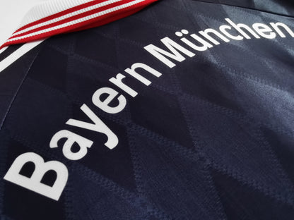1997/99 Bayern Home Retro 8A