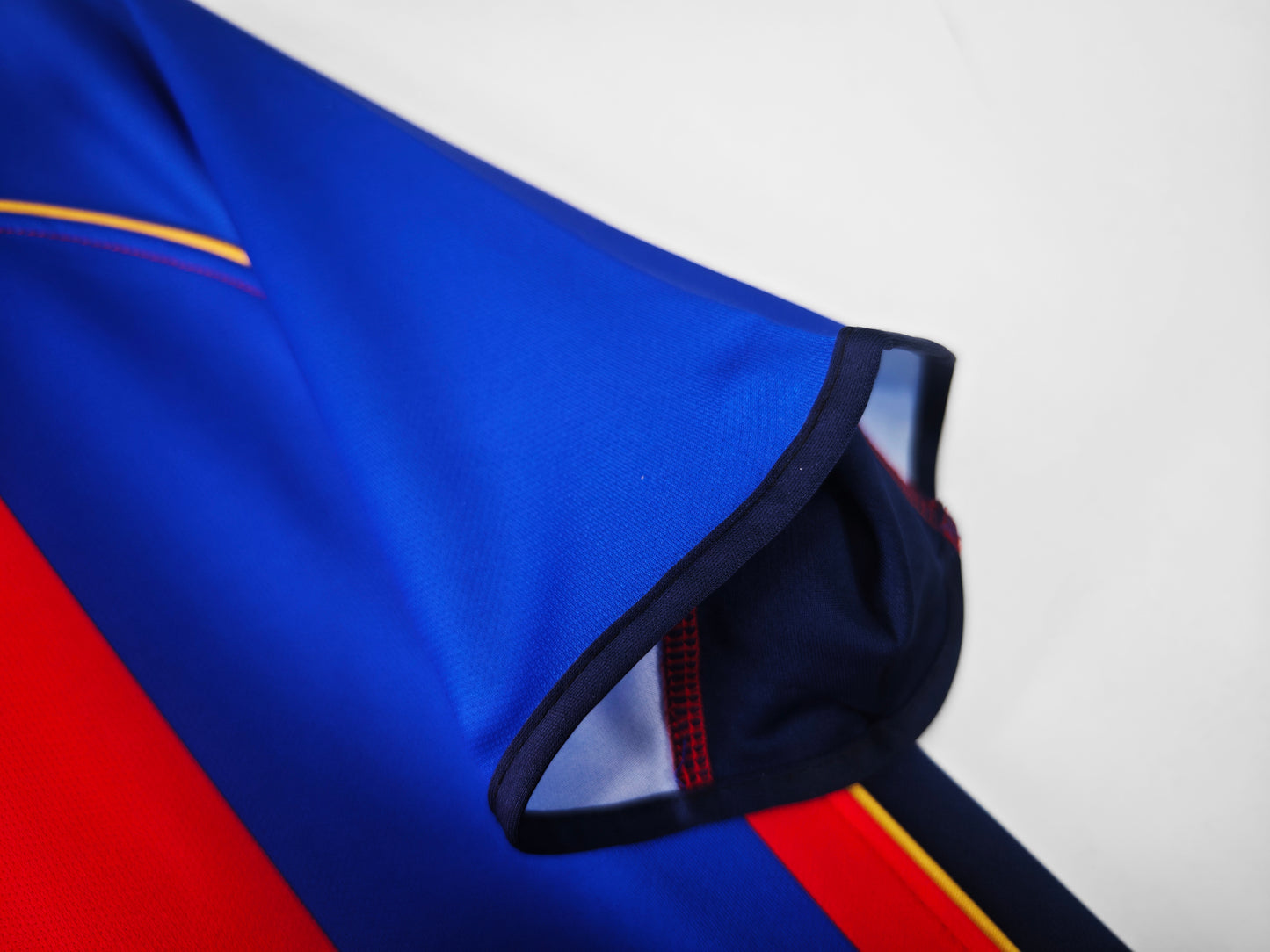 2001/02 Barcelona Home 8A