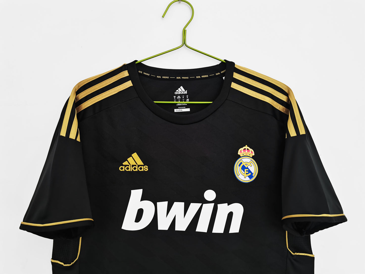 2011/12 Real Madrid Third Retro 2A