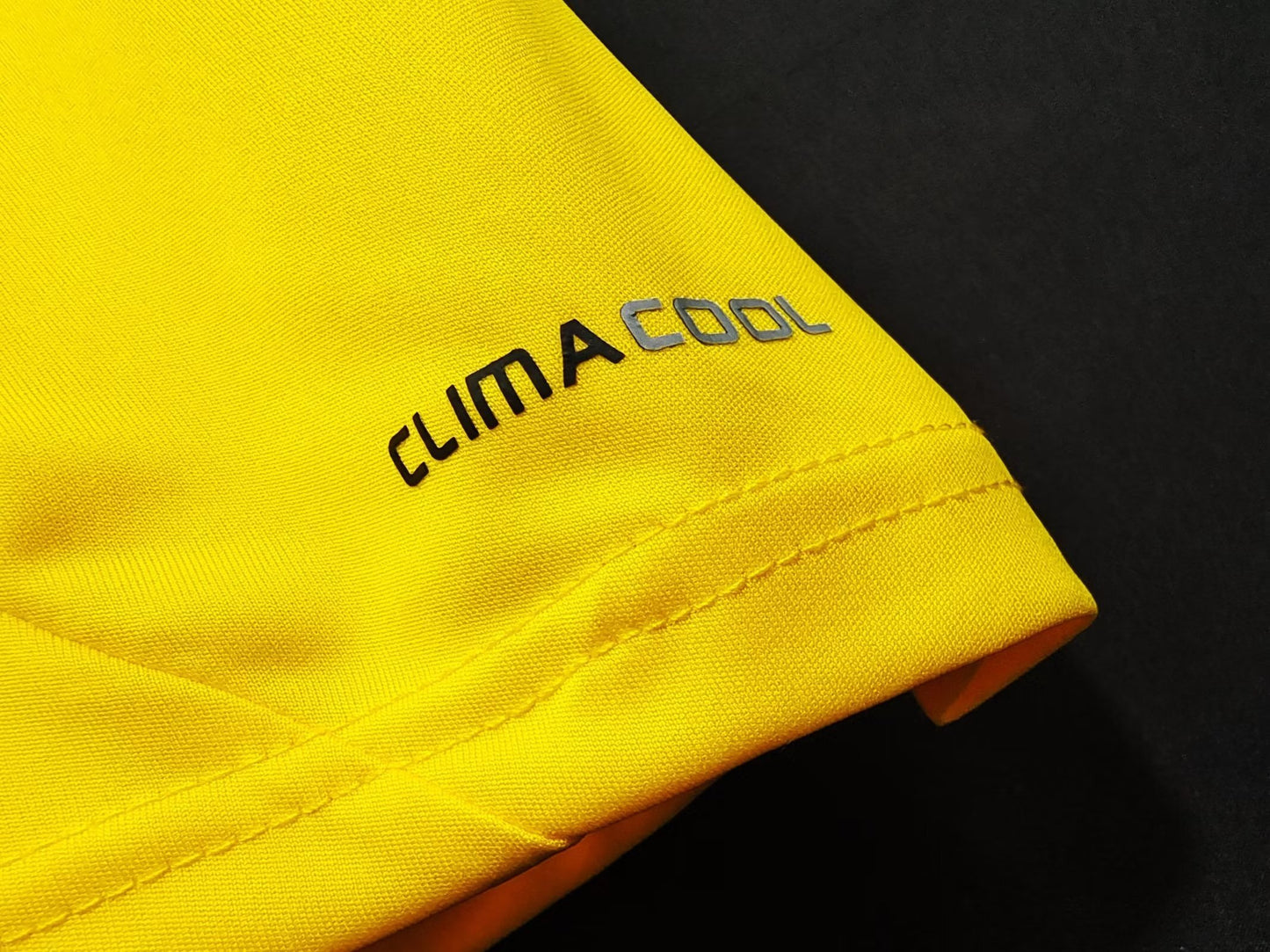 2011/12 Real Madrid Goalkeeper Yellow 5A