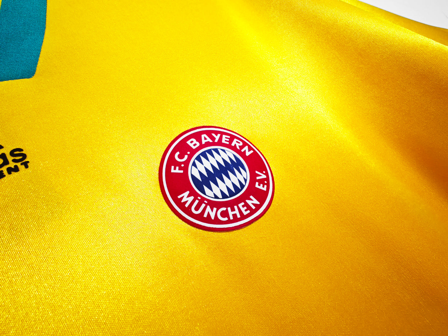1993/95 Bayern Away Retro 3B