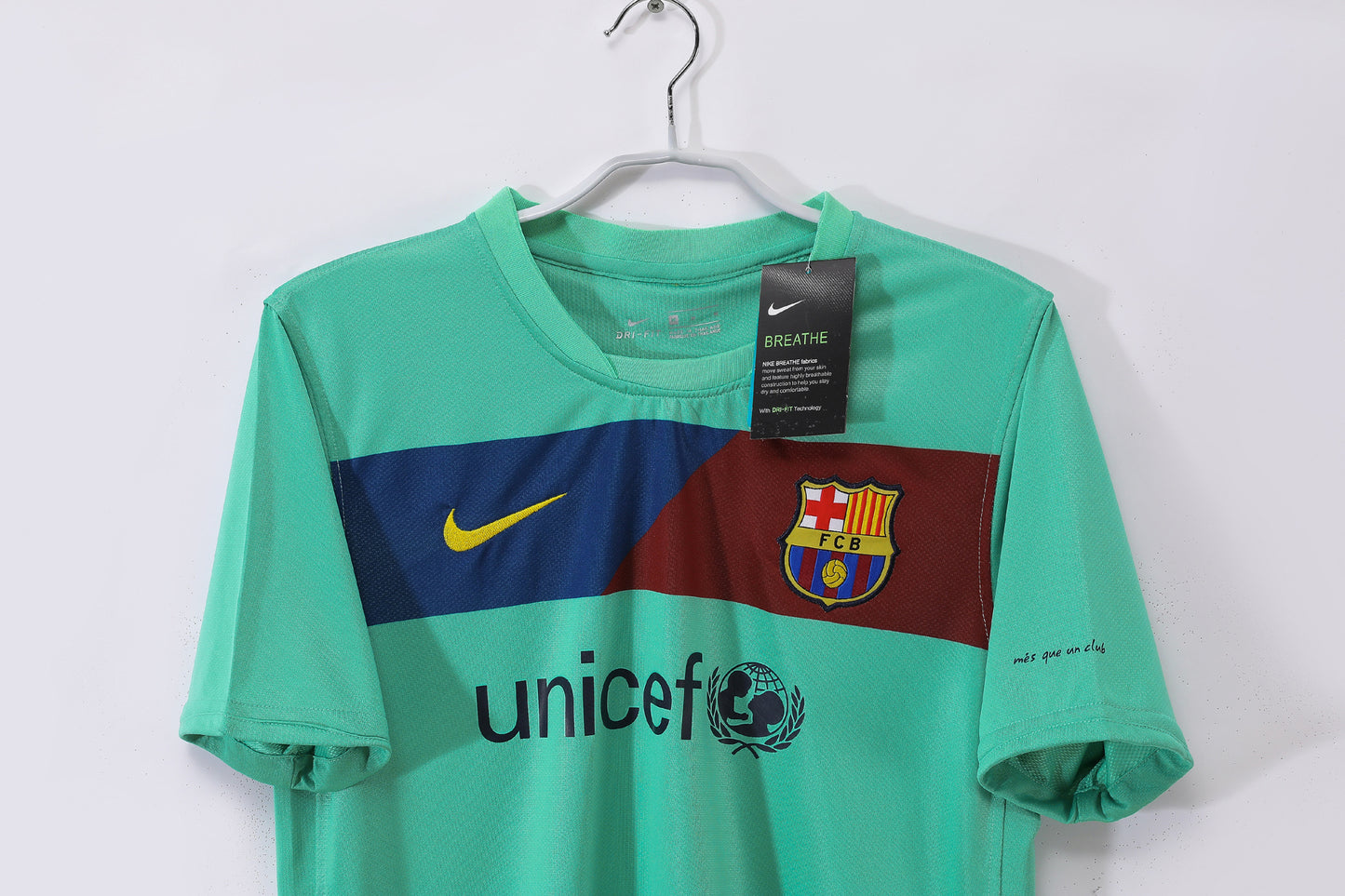 2010/11 Barcelona Away 5A