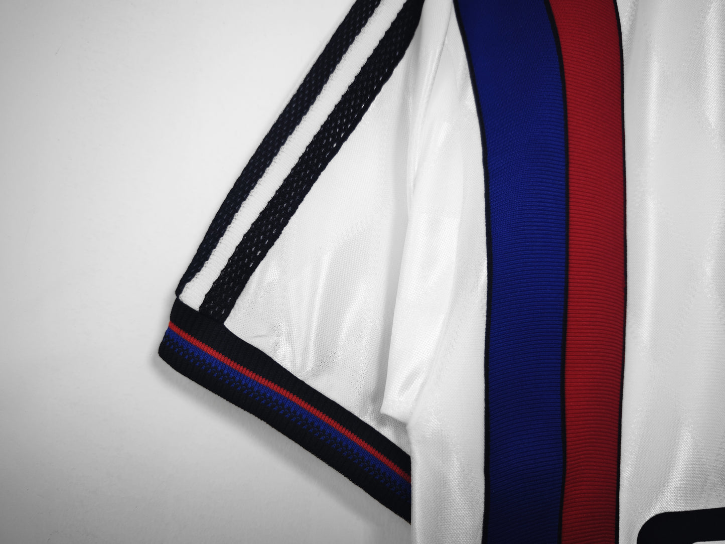1996/98 Bayern Away Retro 0B