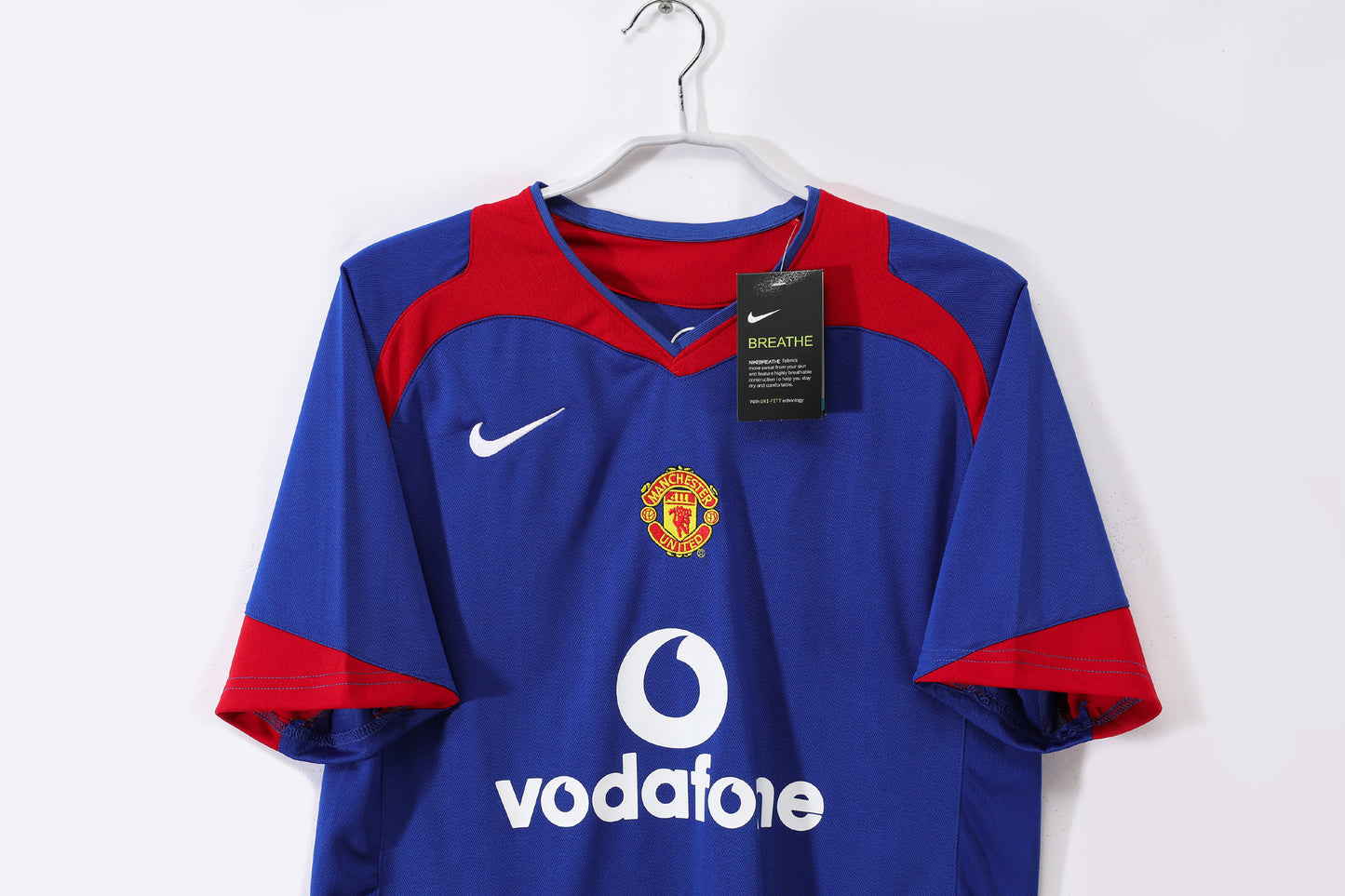 2005/06 Manchester United Away Blue 8A