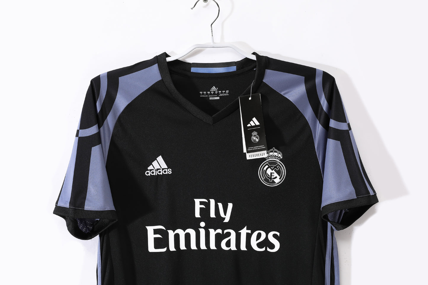 2016/17 Real Madrid Away 5A