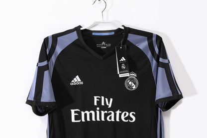 2016/17 Real Madrid Away 5A