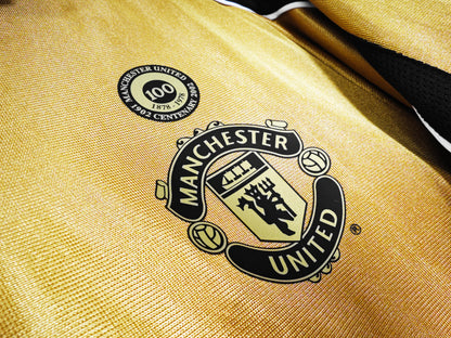2001/02 Manchester United Centenary Retro 7B