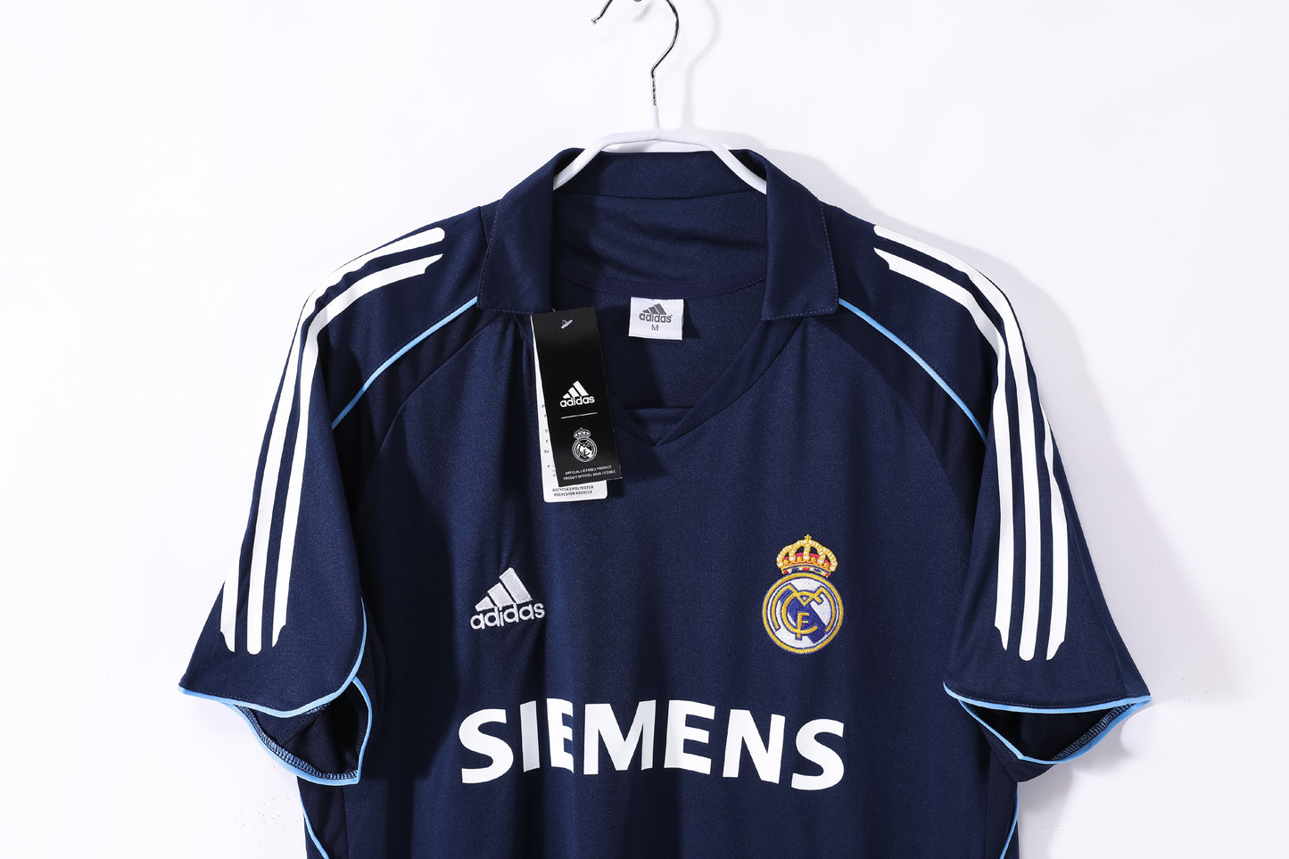 2005/06 Real Madrid Away Royal Blue Retro 8A