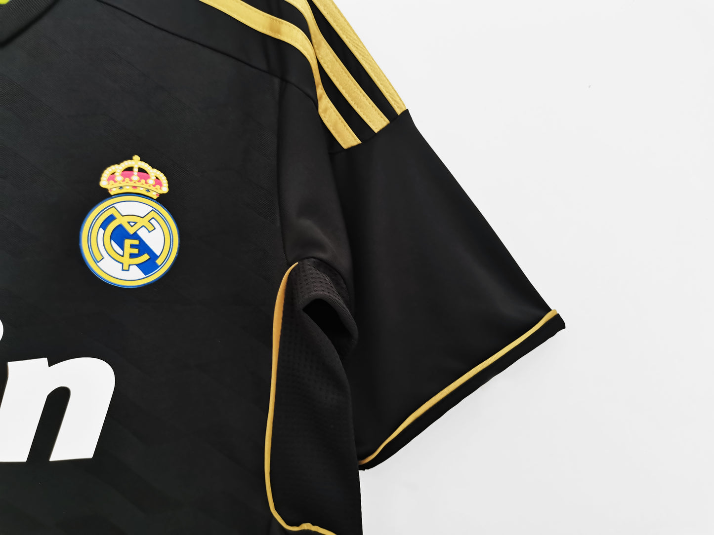 2011/12 Real Madrid Third Retro 2A