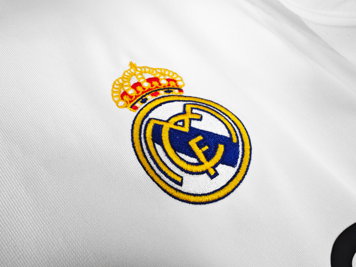 2005/06 Real Madrid Home Retro 8A