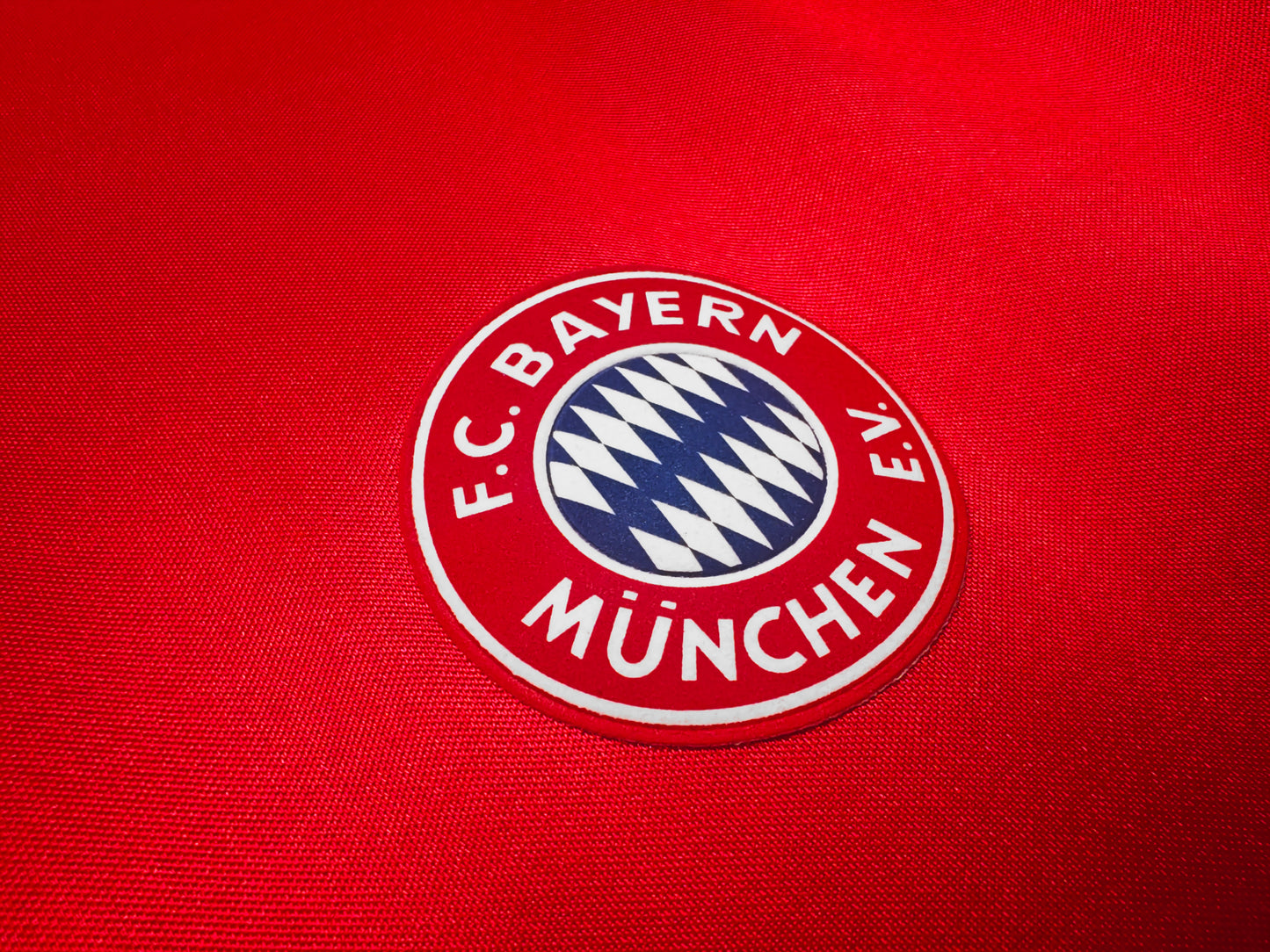 1993/95 Bayern Home Retro 3B