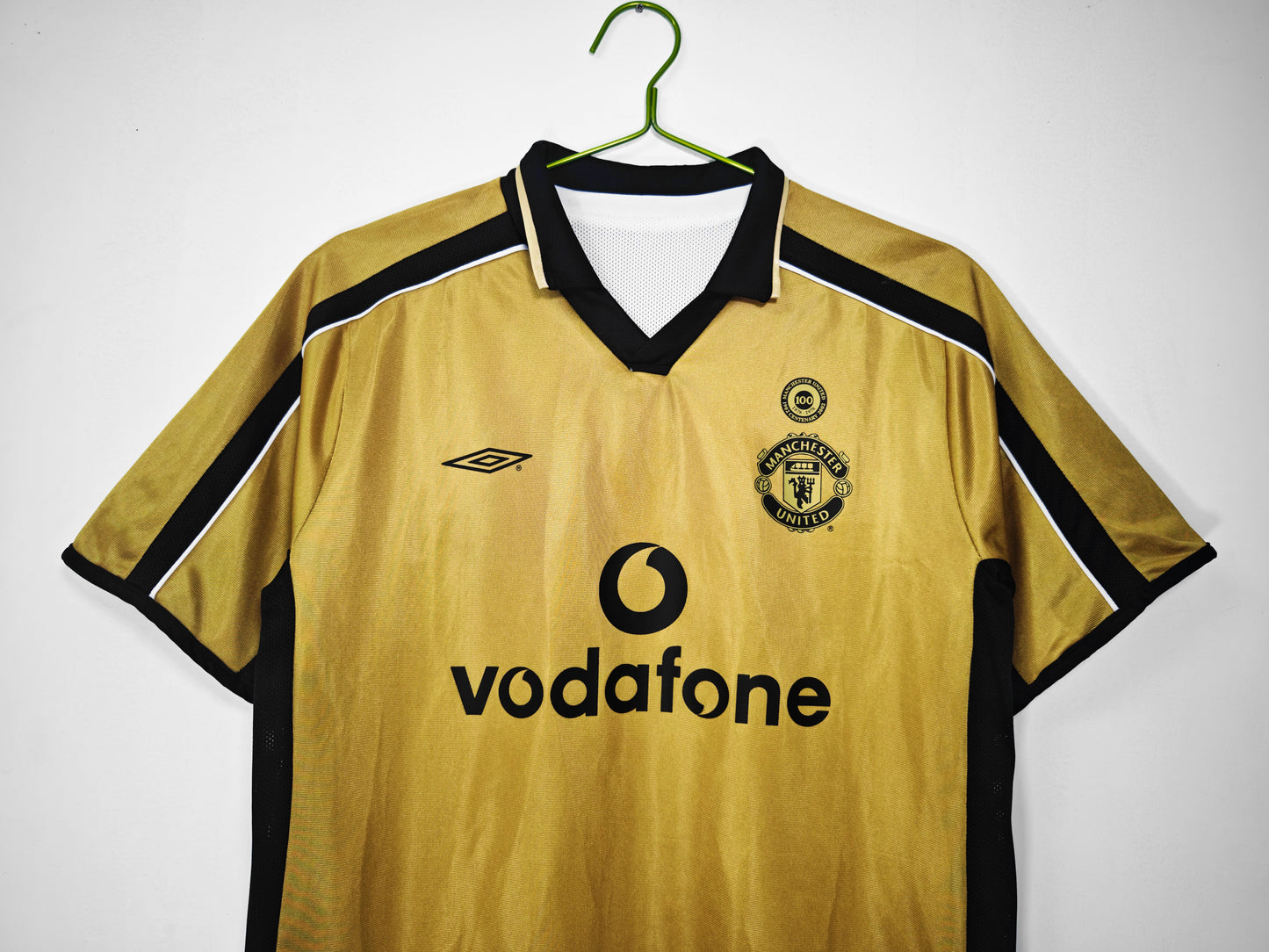 2001/02 Manchester United Centenary Retro 7B