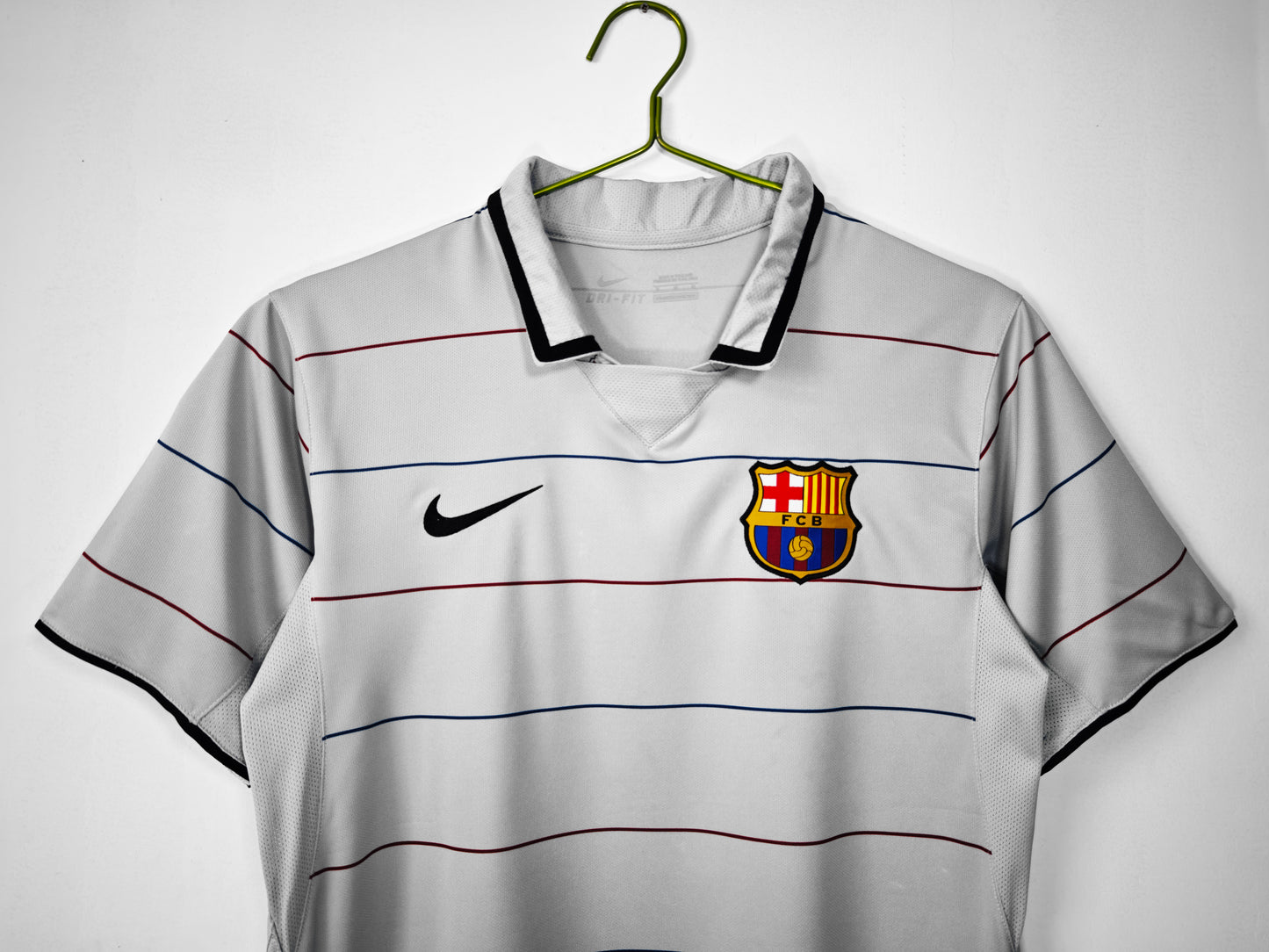 2003/04 Barcelona Away 8A