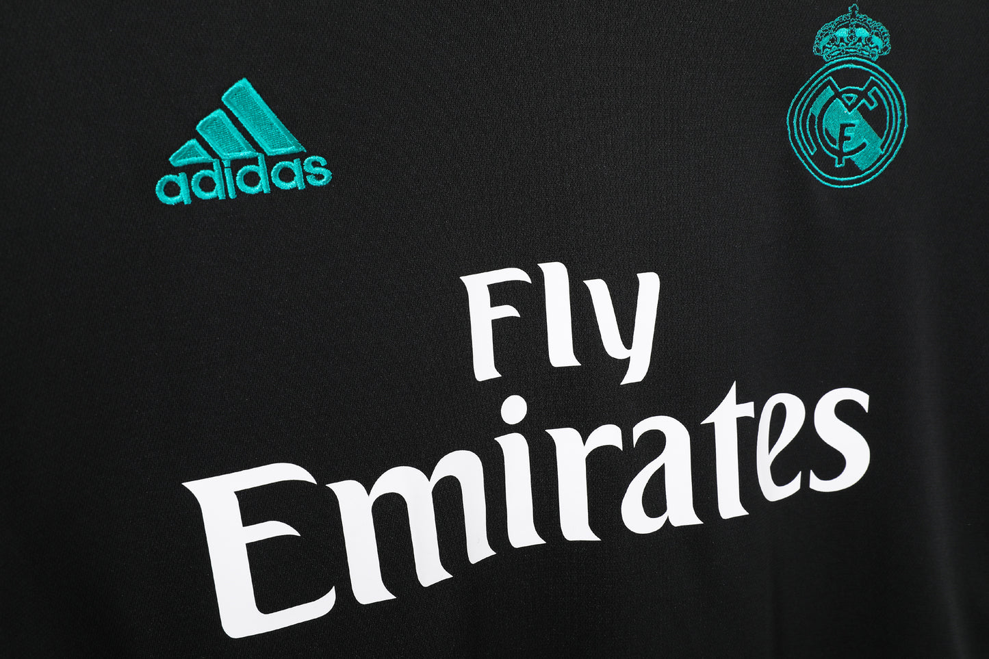 2017/18 Real Madrid Third Retro 2A
