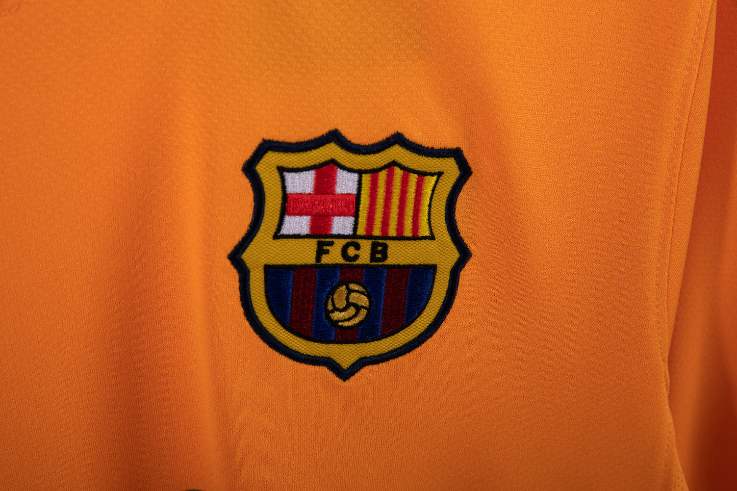 2006/07 Barcelona Away Orange 8A