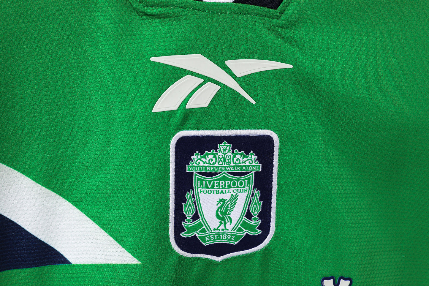 1999/00 Liverpool Away Green 8A