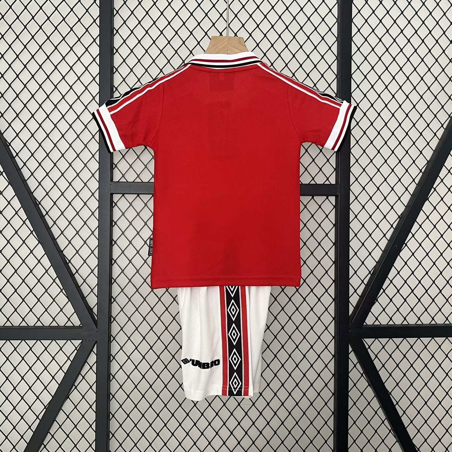 1997/98 Manchester United Home Retro Kids Kit