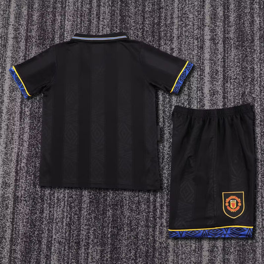 1993/94 Manchester United Away Retro Kids Kit