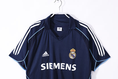 2005/06 Real Madrid Away Royal Blue Retro 8A