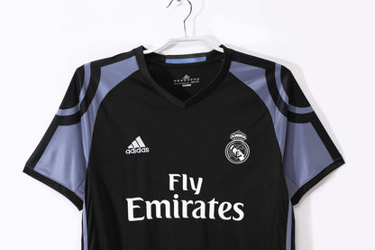 2016/17 Real Madrid Away 5A
