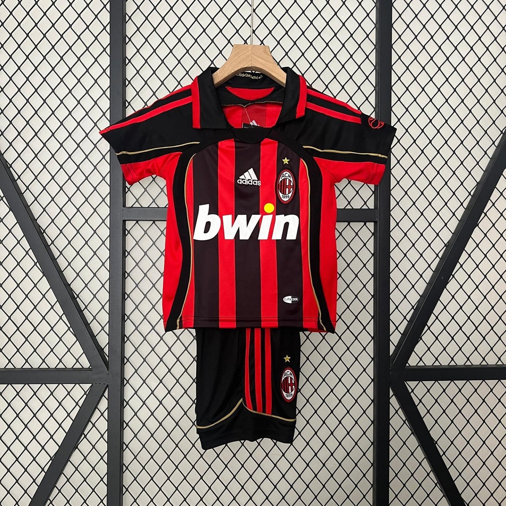 2006/07 AC Milan Home Kids Kit (16, Yes, Yes)