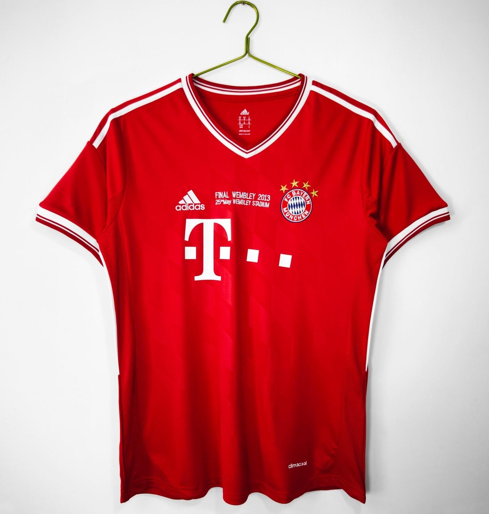 2013/14 Bayern Home Retro 8A (M, Yes, Yes)
